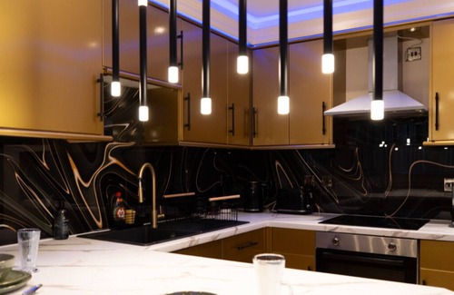 Bradford Apartment | The Opulence - Apartment 314
