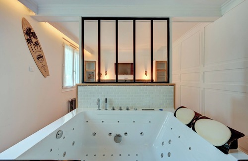 Martigues Hotel | The Originals Boutique, Clair Hôtel, Martigues