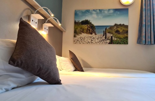 Vitrolles Hotel | The Originals City, Hôtel Marseille Aéroport