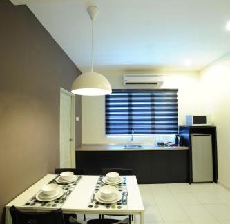 Kampung Kuchai Apartment | The Osborne Apartments