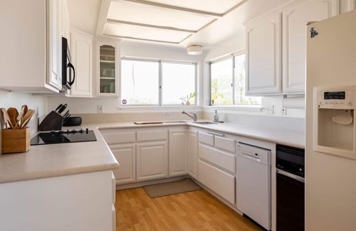 Panorama Heights House | The Outpost Joshua Tree: Hot Tub, GameRoom, JTNP