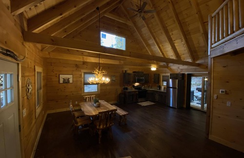 South Bloomingville Cabin | The Overlook - The Overlook at Pine Creek Cabins and Camping in Hocking Hills, just minutes from Hocking Hills State Park. A cozy, yet spacious, pet-friendly cabin perfect for a reset surrounded by nature! Book your getaway today