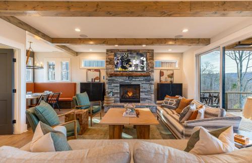 Lenoir House | The Overlook at Blue Ridge Mountain Club
