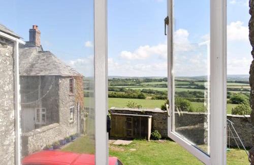 Saint Kew House | The Owl's Roost - Uk12087