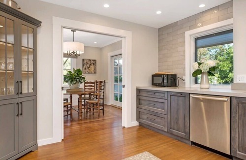 Alta Heights House | The Oxbow House - Designer 3BD/2BA Home
