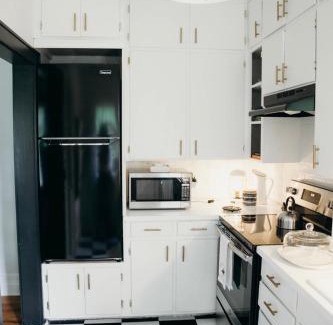 Hot Springs House | The Paddock Luxury Vacation Home