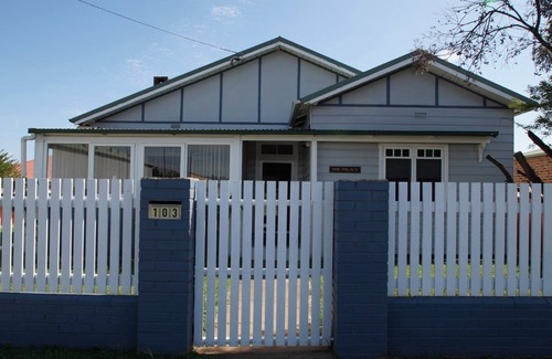 Armidale House | The Palace on Dumaresq