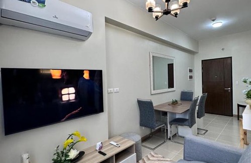 Iloilo Apartment | THE PALLADIUM- Serene