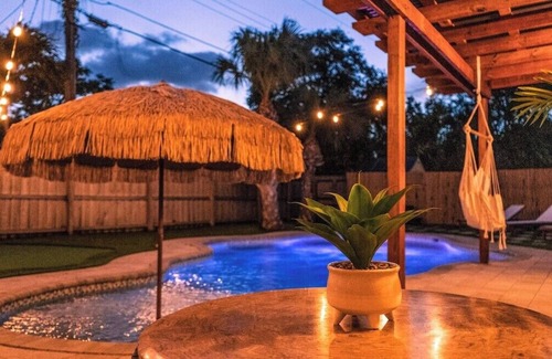 Florida North Atlantic Coast Villa | The Palm Garden · Palm Beach Villa Retreat w Pool: Near Beach & Golf
