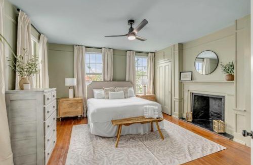 Cannonborough Elliotborough Apartment | The Palmetto House B- Walk To King Street