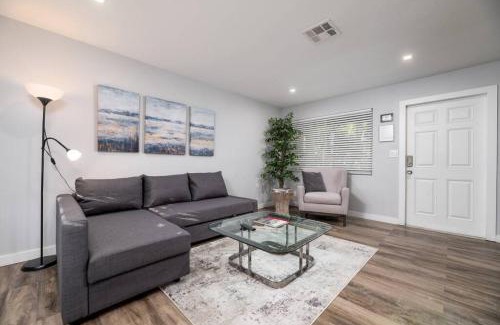 Middle River Terrace Apartment | The Palms at Middle River Terrace 4