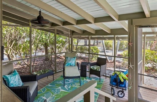 Sanibel House | The Palms Cottage Two- A Green Haven on Sanibel