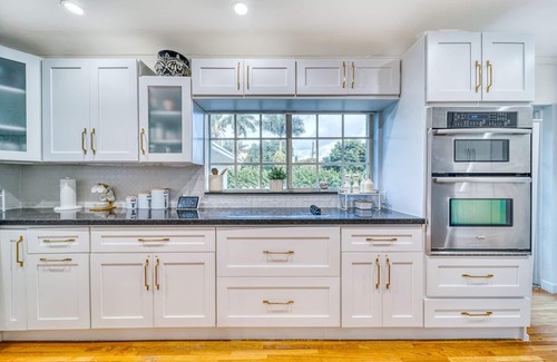 Golden Glades House | The Palms House Miami