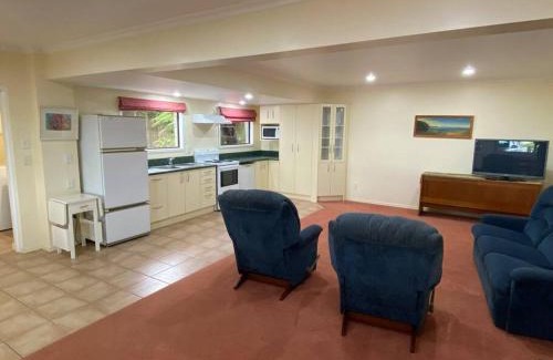 Motueka Apartment | The Palms