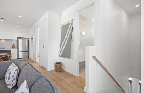 Glenelg North Apartment | The Palmstone Collective - 4BR, Wifi, Parking