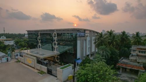 Chennai Hotel | The Palomar By Crossway