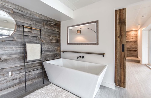 Algonquin Highlands Cottage | The Panorama: Peaceful 4 Bedroom, 2 Bath Cottage