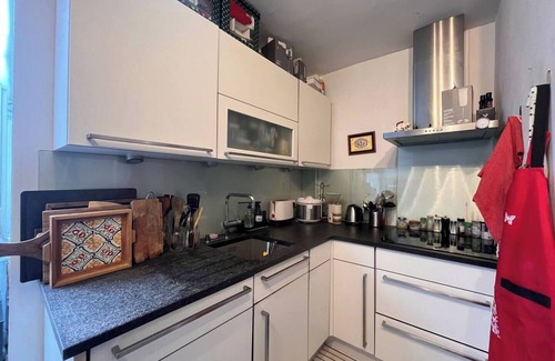 Asiatique Apartment | The Paris Impasse Hideaway: Duplex in quiet 13th district. Up to 5 Guests.