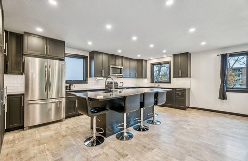 Rosedale House | The Park House Retreat w/Hot Tubn