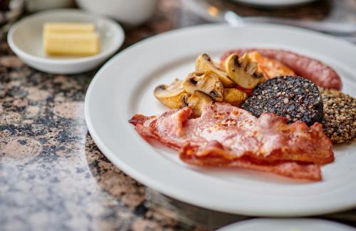 Perth Hotel | The Parklands Hotel
