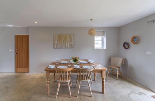 Ipswich House | The Parlour