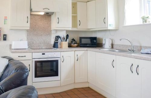 Lydstep House | The Parlour - Uk6717