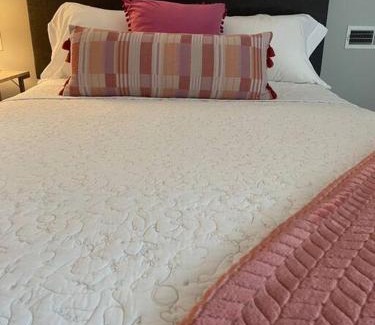 Central Oklahoma City Villa | The Patsy on Klein-Plaza District