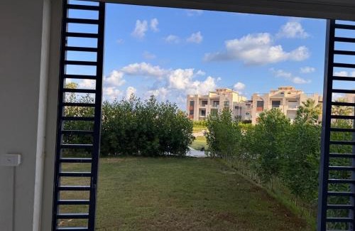 Ad-Dab'ah Apartment | The Pearl Chalet Gaia Resort Ground floor with garden