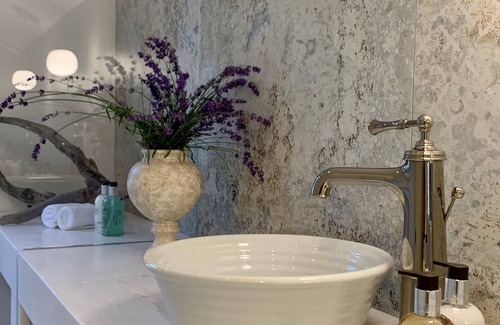 South End Bed & Breakfast | The Pebble Bed & Breakfast