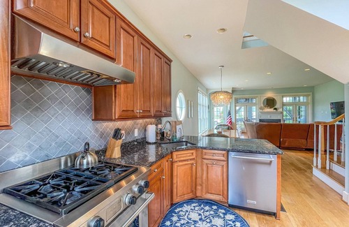 Cape Charles House | The Pelican - Chesapeake Properties