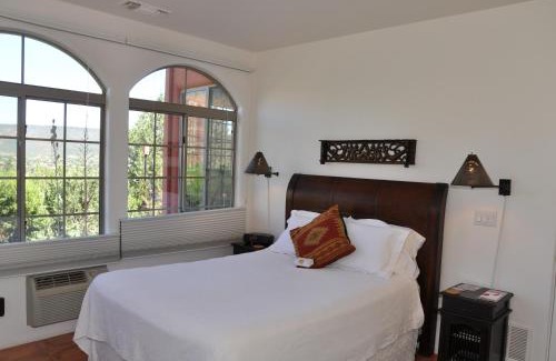 Oak Creek Bed & Breakfast | The Penrose Bed & Breakfast