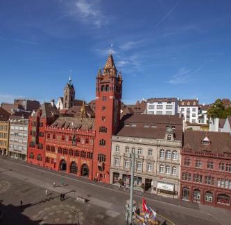 Basel City Centre Apartment | The Penthouse Basel