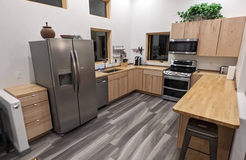 Flagstaff Apartment | The Perch - Mountain modern retreat where Flagstaff meets the sky