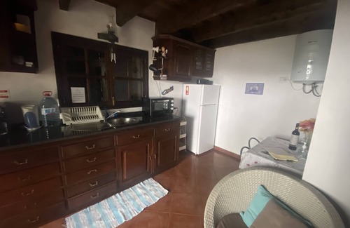 Alfama Cottage | The Perfect Cottage - 1 Bedroom Cottage sleeps 4