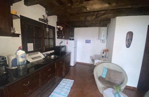 Alfama Cottage | The Perfect Cottage - 1 Bedroom Cottage sleeps 4