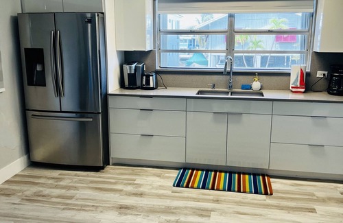 Venetian Shores House | The PERFECT ESCAPE with Private Pool and Dock