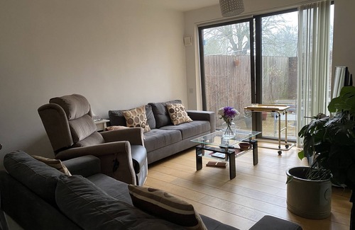 Kensal Green Apartment | “The perfect family holiday home in London!”