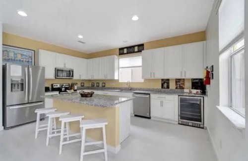 Legacy Park Villa | The Perfect Getaway Starts Here!