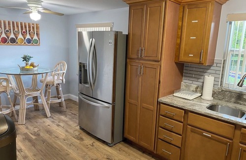 Tampa House | The perfect lake house getaway near the airport. (Guest Favorite on Airbnb)