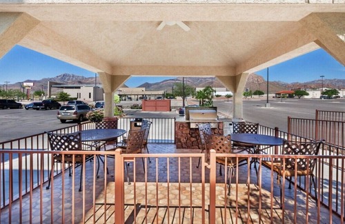 Northeast El Paso House | The Perfect Room for Your Next Staycation!