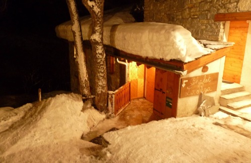 Bonneval-sur-Arc Apartment | The Peya cottage with 4 rooms in chalet