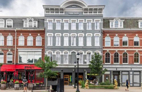 Bangor Apartment | The Phenix Historic DTWN Hotel, King Bed, Room # 309