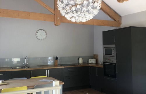 Saint Goran House | The Picture Window - Beautiful Grade 2 listed barn conversion