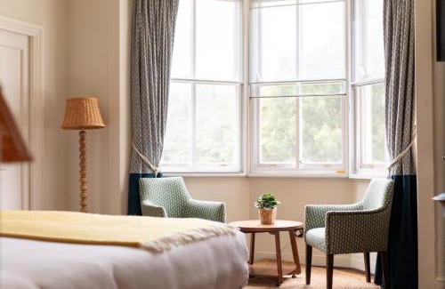 Peninsula Hotel | The Pilot Inn