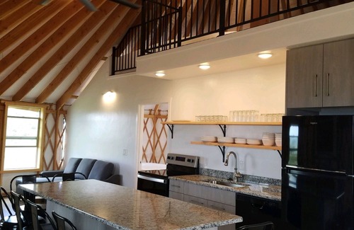 Garden City House | The Pioneer-COMFORT!-Private gated community-BEACH CLOSE!