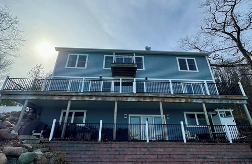 Traverse City House | The Place Up North