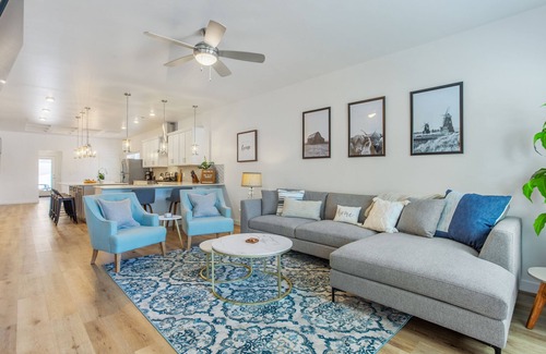 Central Oklahoma City House | ★The Plaza Retreat★ Outdoor Fire Pit, Fast Wi-Fi, Close To Everything
