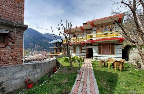 Jagatsukh House | The Pleasant Home - I