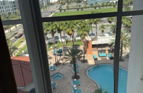 Florida Center Hotel | The Point Hotel Apartment 603 Near to Universal