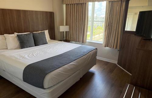 Florida Center Hotel | The Point Hotel Apartment 603 Near to Universal